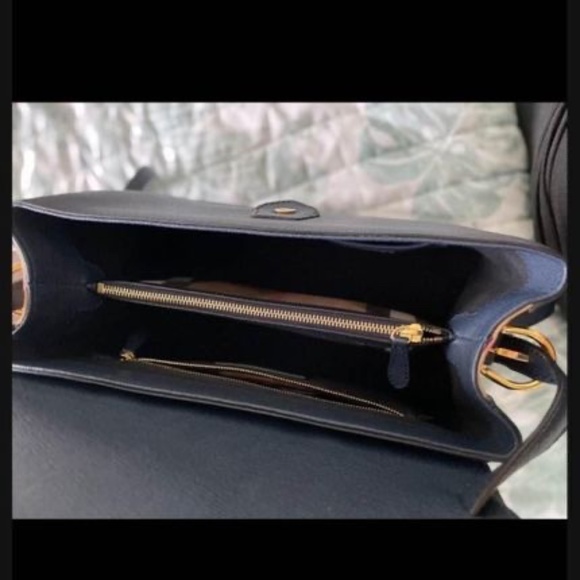 Burberry Derby Camberley Ink Blue Leather Shoulder Bag - Picture 3 of 6